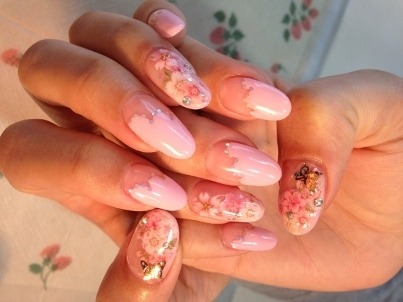 12 Amazing Nail Art Designs-s