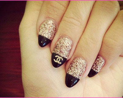 gold-and-white-nail-designs